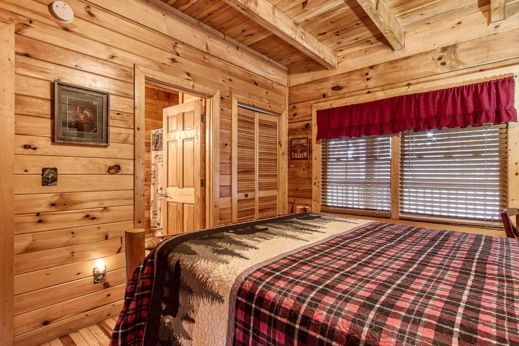 Highland Dream, Hot Tub, 1089 Free Tickets Each Paid Day, Dollywood And More Sevierville Exterior foto